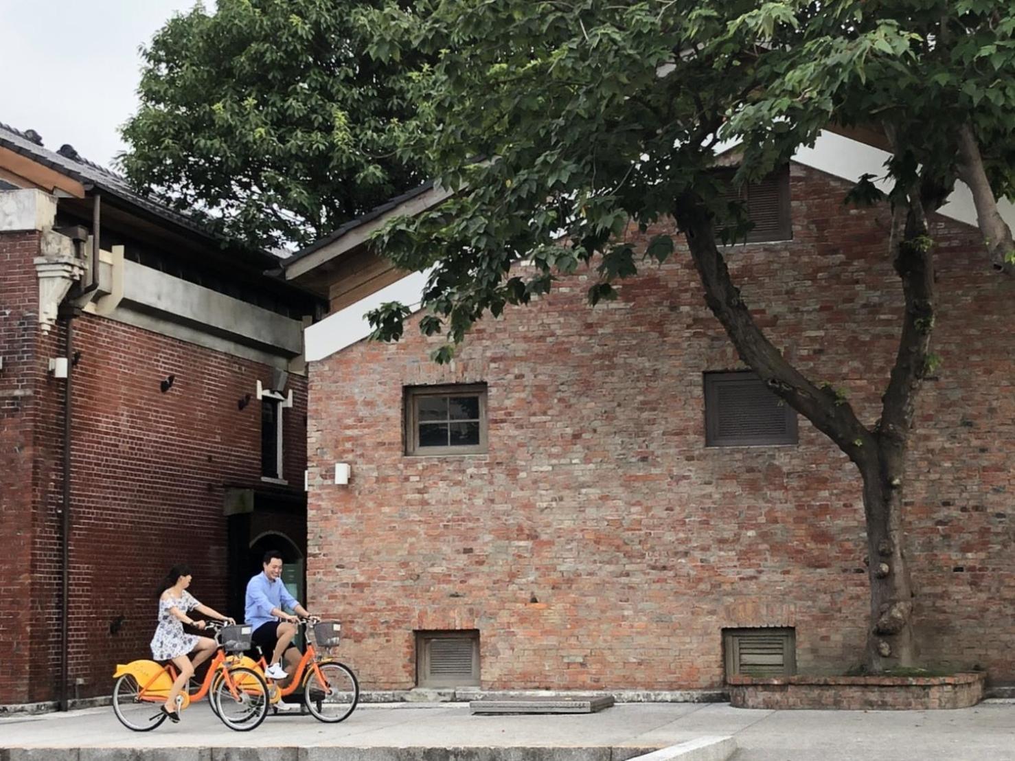 Hua Shan Din By Cosmos Creation - Huashan Creative Park Taipeh Exterior foto